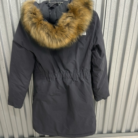 North face - Picture 11 of 16